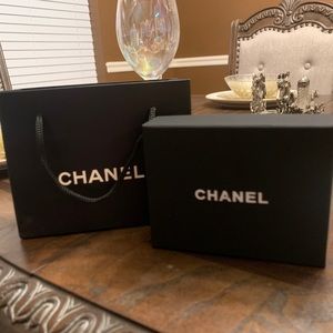 Chanel jewelry packaging